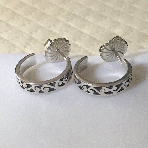 LOIS HILL Sterling Silver Cut Out Hoop Earrings - Picture 4 of 6